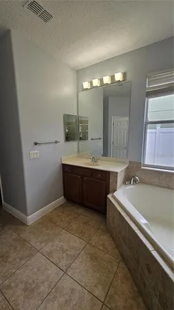 $3,000 | 317 East Blue Water Edge Drive, Eustis, FL 32736