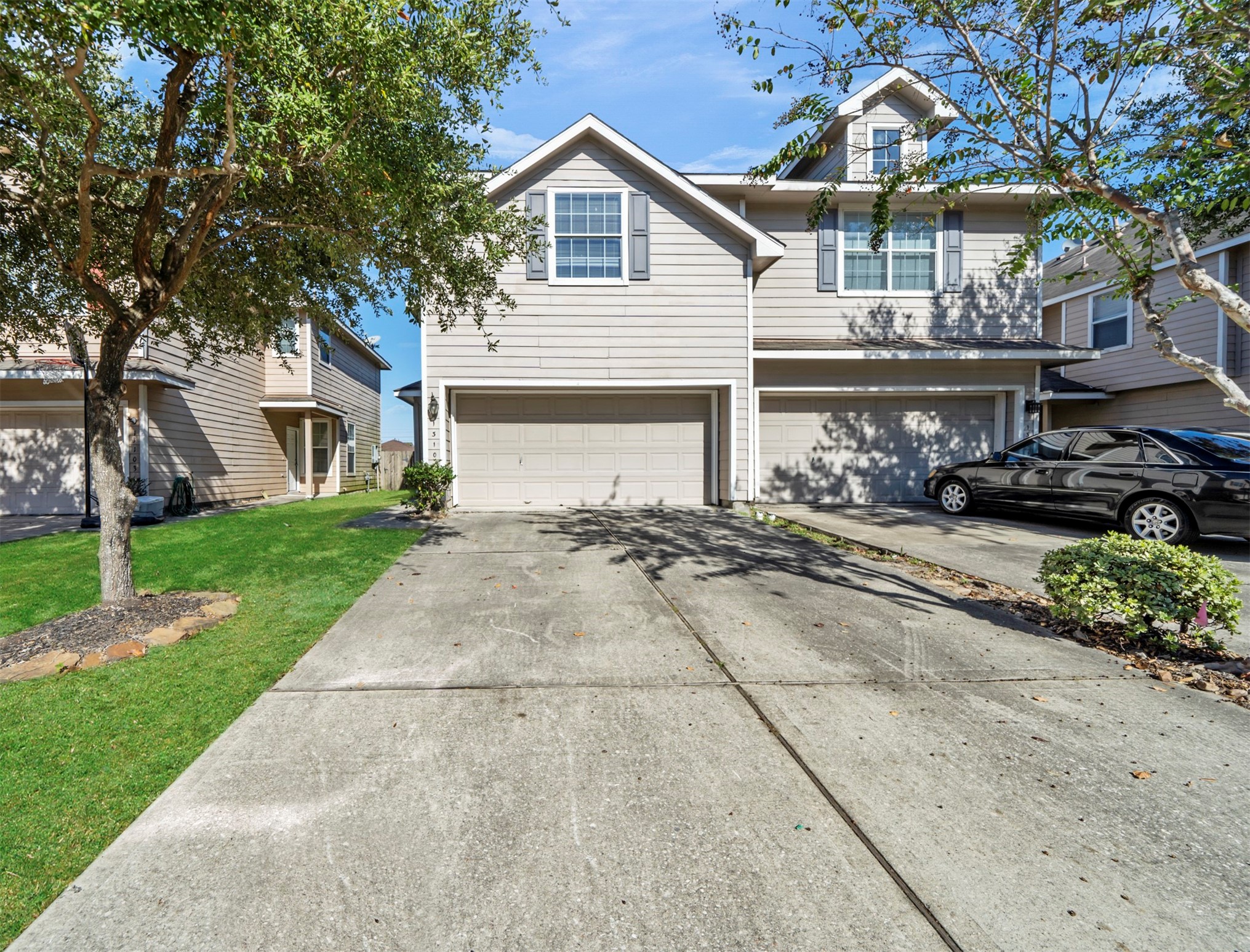 13107 Peppergate Lane Houston, TX 77044 - Photo 1 of 14