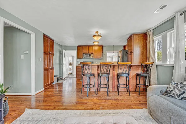 $275,000 | 401 Southview Drive, Salem, VA 24153