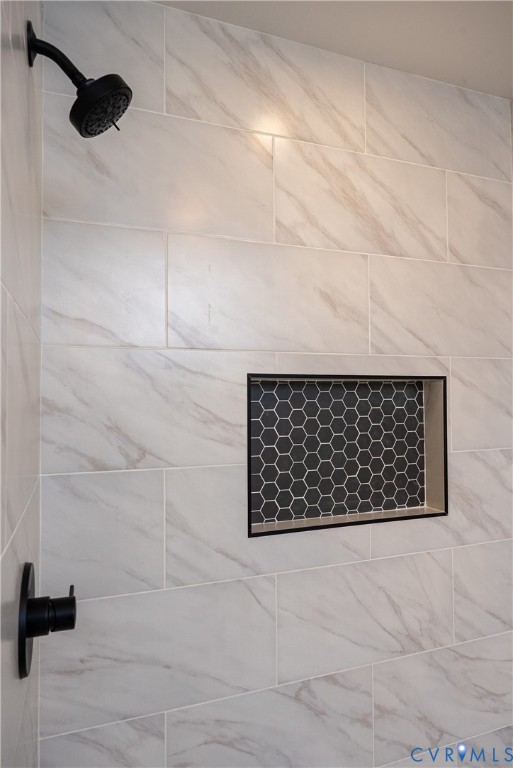 601 Mill Pond Drive Ruther Glen, VA 22546 - Photo 20 of 32 a close up of a shower