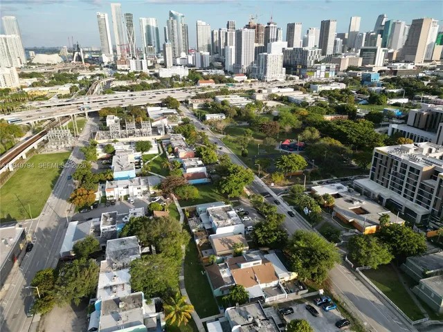 $2,250 | 617 Northwest 10th Street, Miami, FL 33136