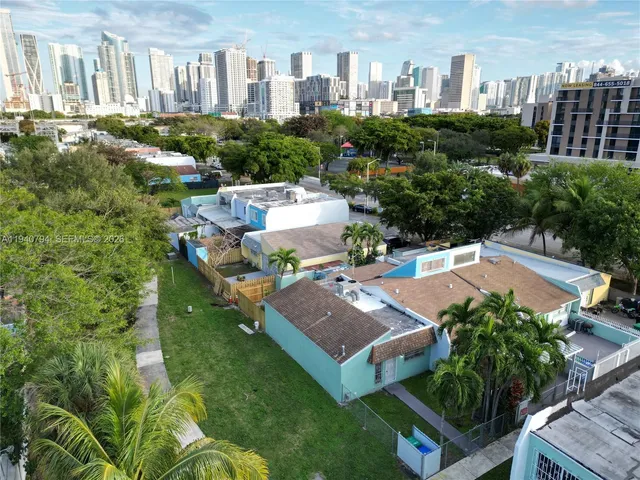 $2,250 | 617 Northwest 10th Street, Miami, FL 33136