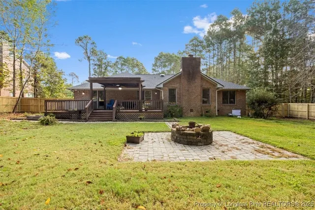 $378,900 | 7559 Firethorn Drive, Fayetteville, NC 28311