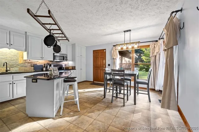 $378,900 | 7559 Firethorn Drive, Fayetteville, NC 28311