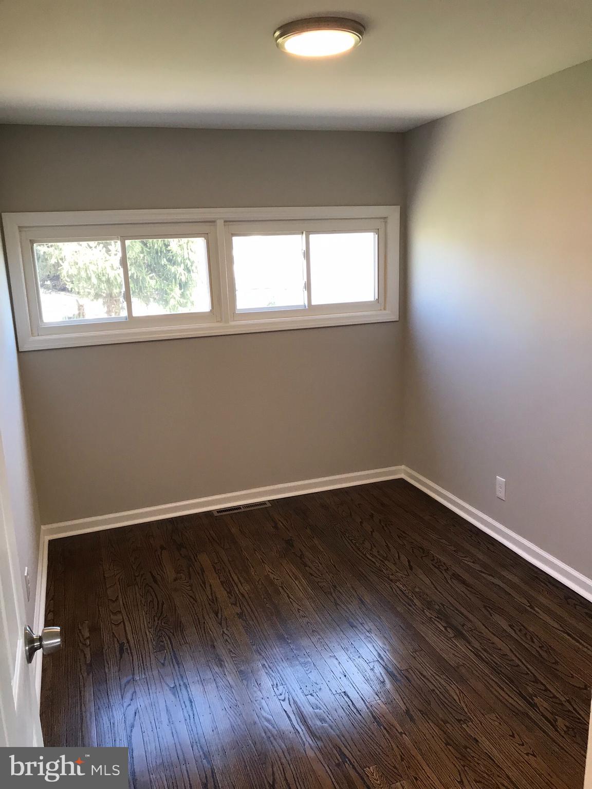 323 South Pine Avenue Maple Shade, NJ 08052 - Photo 11 of 16 Gallery Image 11