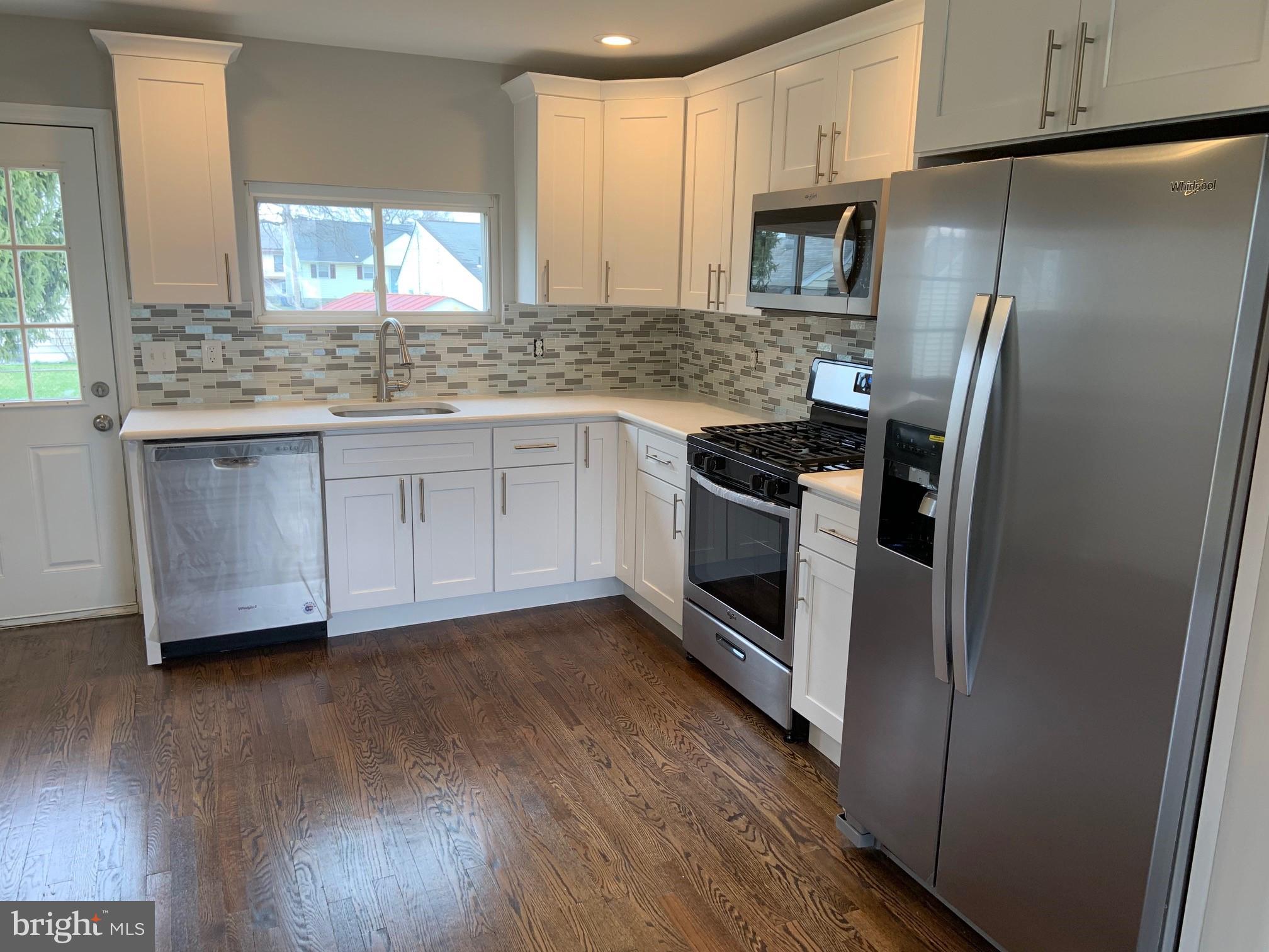 323 South Pine Avenue Maple Shade, NJ 08052 - Photo 5 of 16 Gallery Image 5