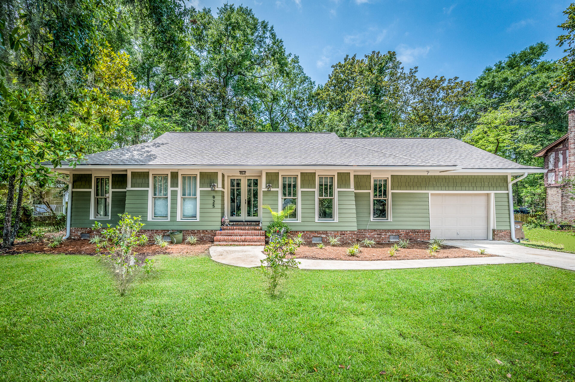 925 Regatta Road Charleston, SC 29412 - Photo 1 of 32 925Regatta-01