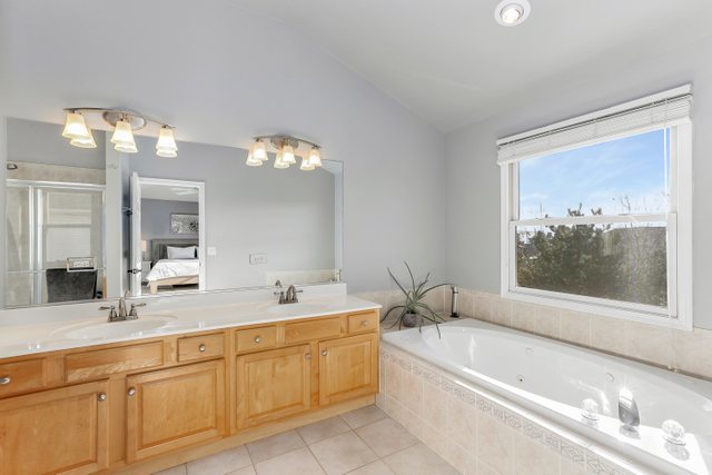 1822 Wagner Road Batavia, IL 60510 - Photo 23 of 48
