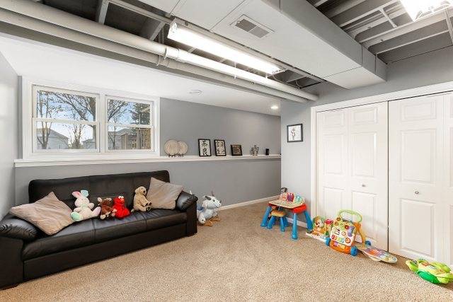 1822 Wagner Road Batavia, IL 60510 - Photo 32 of 48