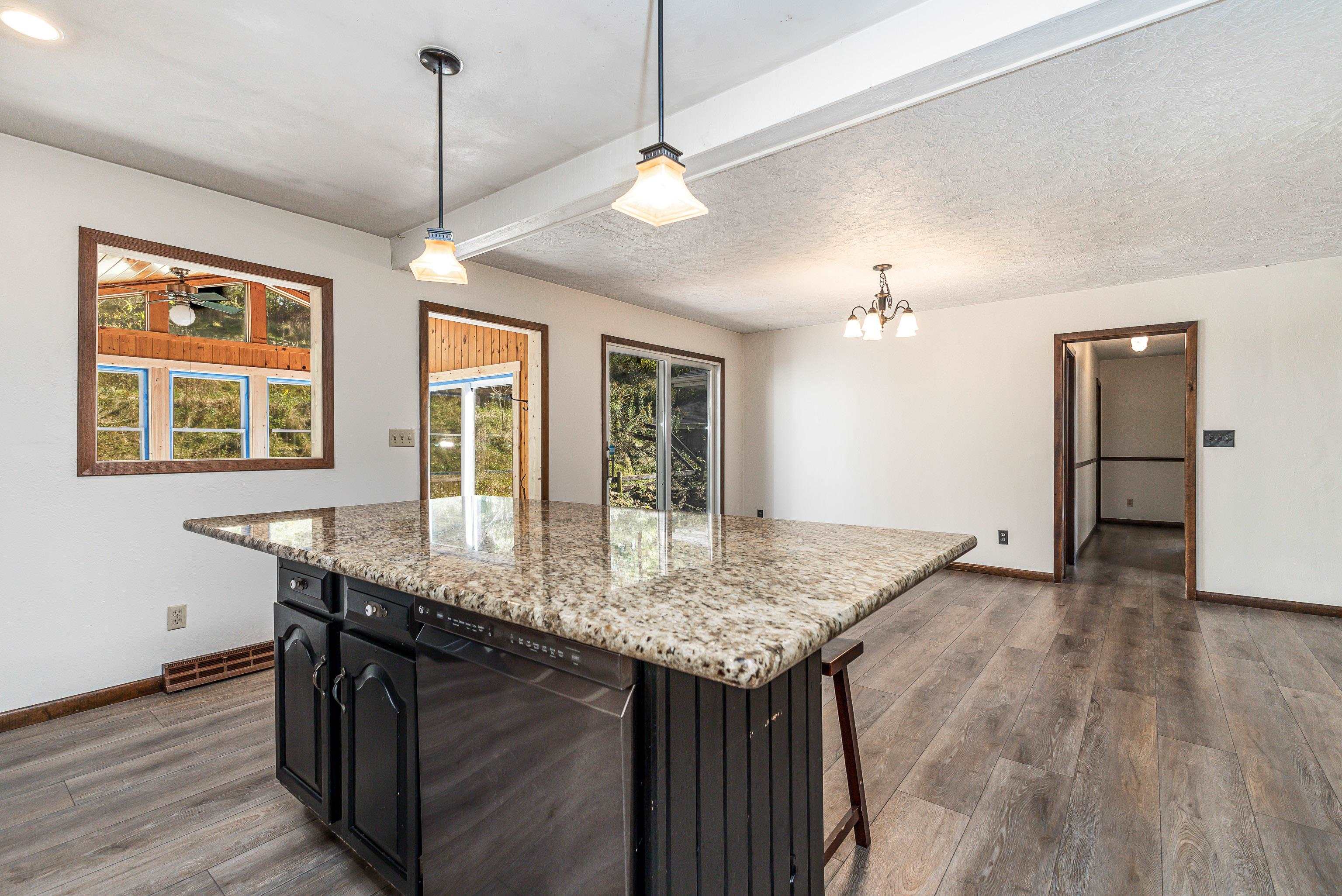 151 North Blackjack Road Galena, IL 61036 - Photo 18 of 65