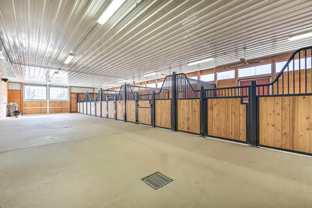 $749,000 | 151 North Blackjack Road, Galena, IL 61036