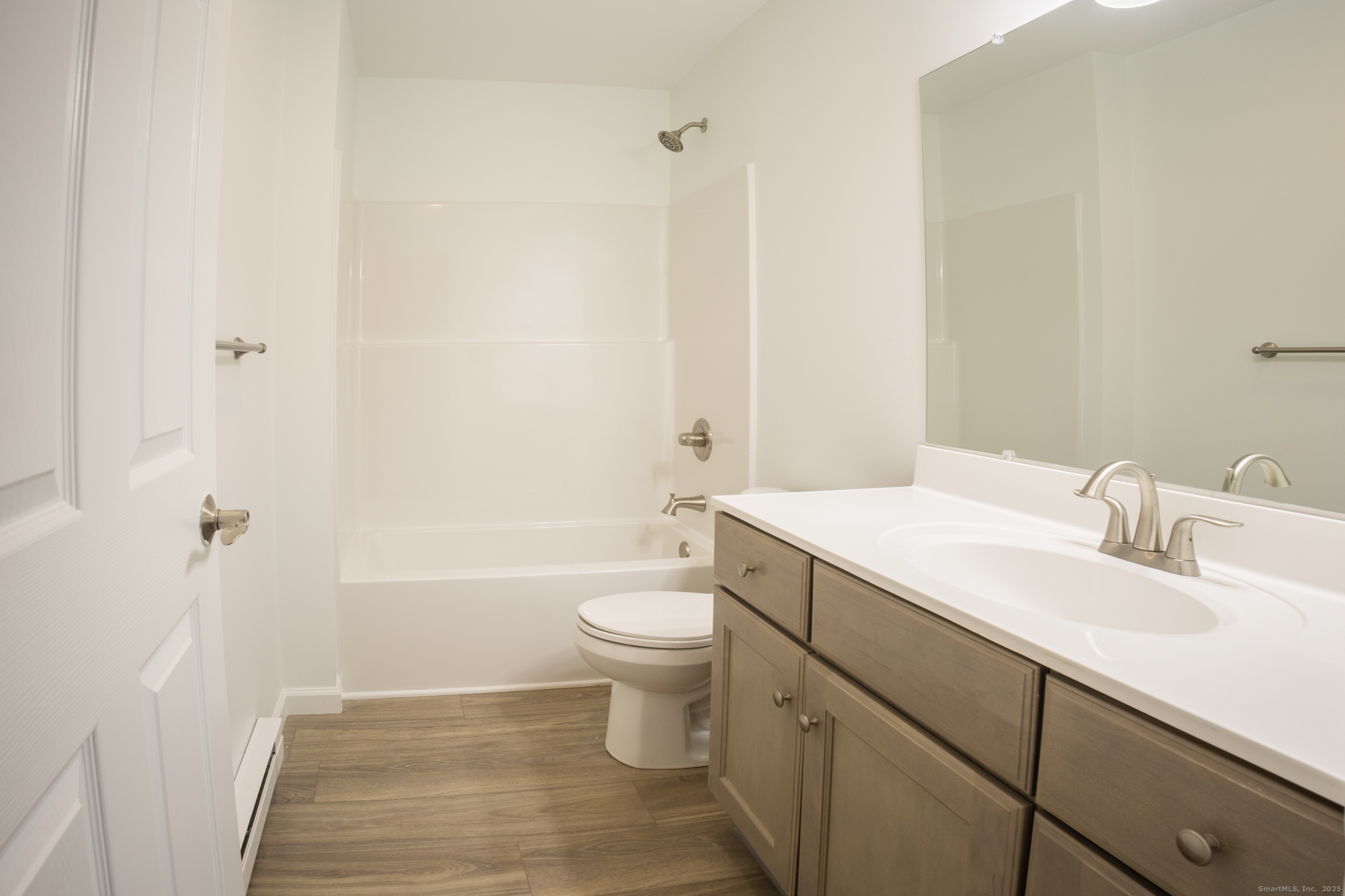 154 Grove Avenue, Unit B Groton, CT 06340 - Photo 13 of 15