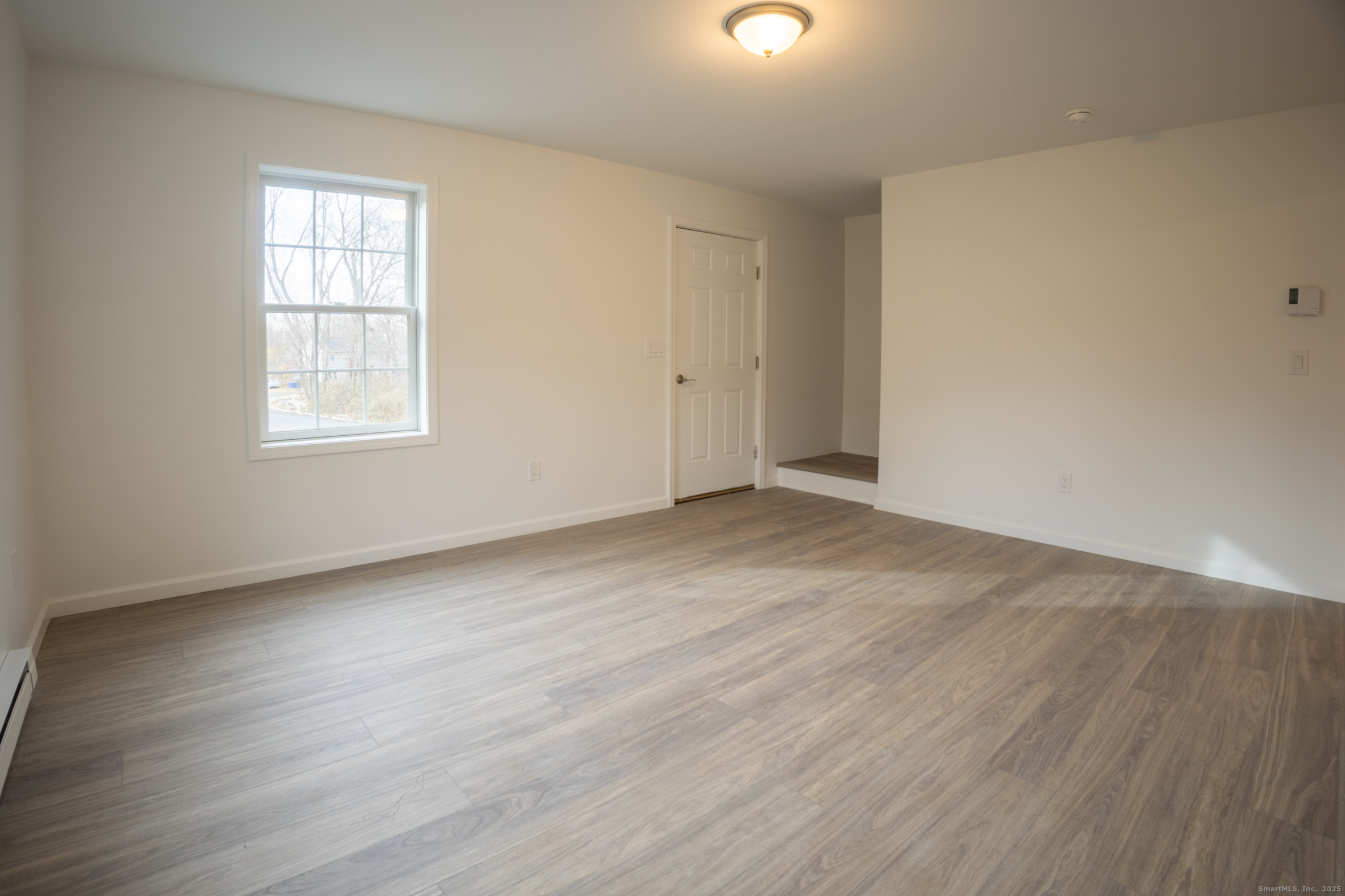 154 Grove Avenue, Unit B Groton, CT 06340 - Photo 8 of 15