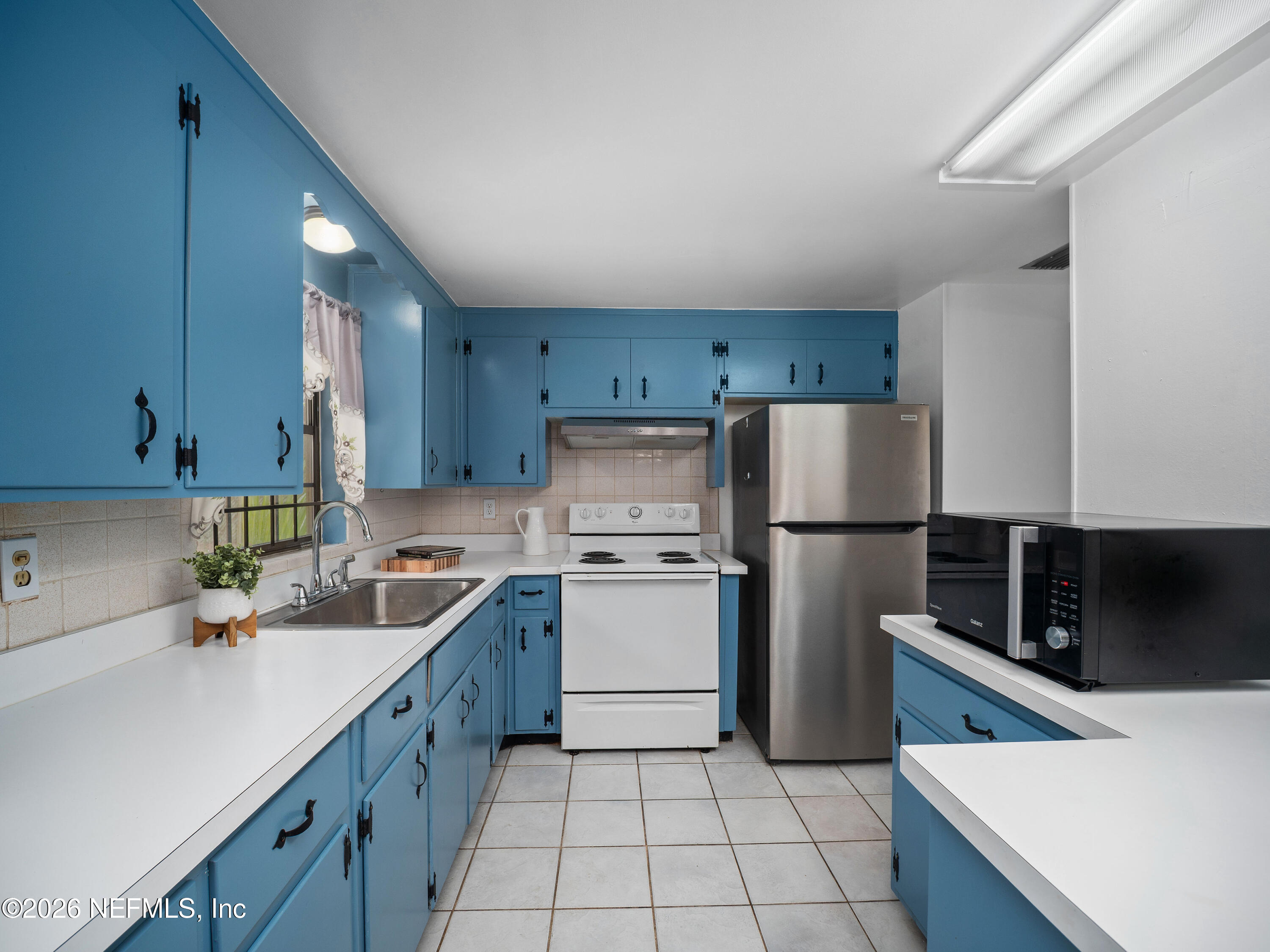 918 Bacall Road Jacksonville, FL 32218 - Photo 14 of 41 Kitchen