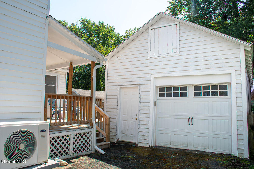150 Clayton Road Schenectady, NY 12304 - Photo 21 of 22 DSC_8247