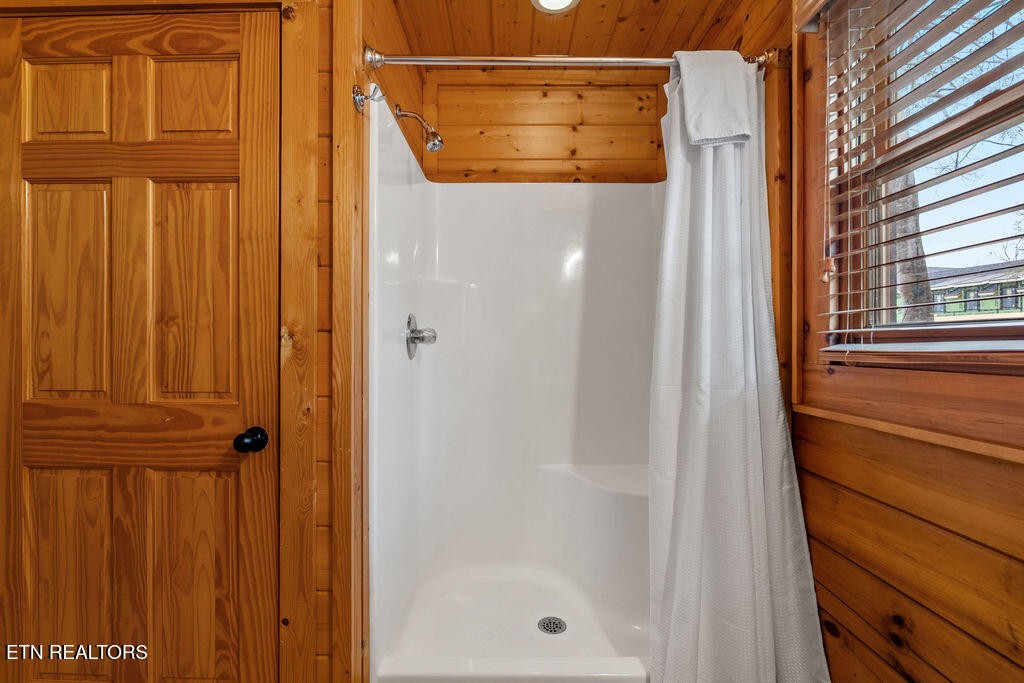 2402 Whitetail Ridge Way Sevierville, TN 37862 - Photo 22 of 25 Gallery Image 22