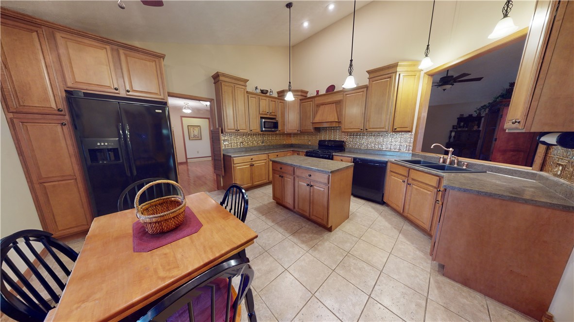 14052 East 3785 North Road Hoopeston, IL 60942 - Photo 16 of 37