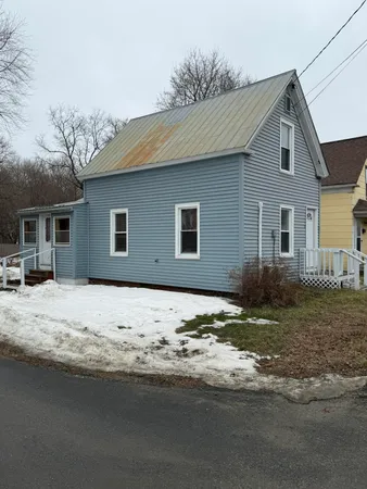 $169,900 | 19 Knapp Street, Livermore Falls, ME 04254