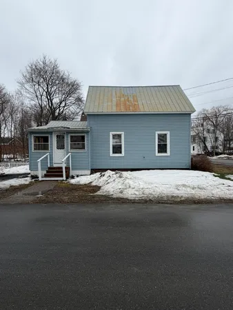 $169,900 | 19 Knapp Street, Livermore Falls, ME 04254