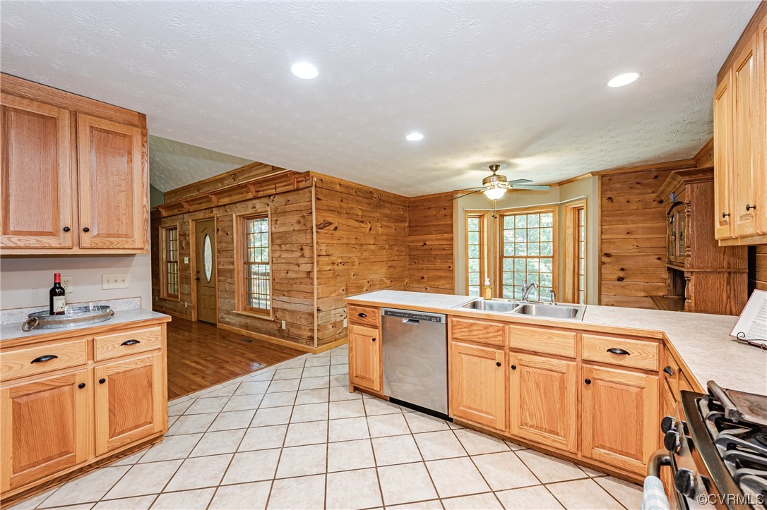 1786 Lightning Rdg Road Lanexa, VA 23089 - Photo 12 of 39 Gallery Image 12
