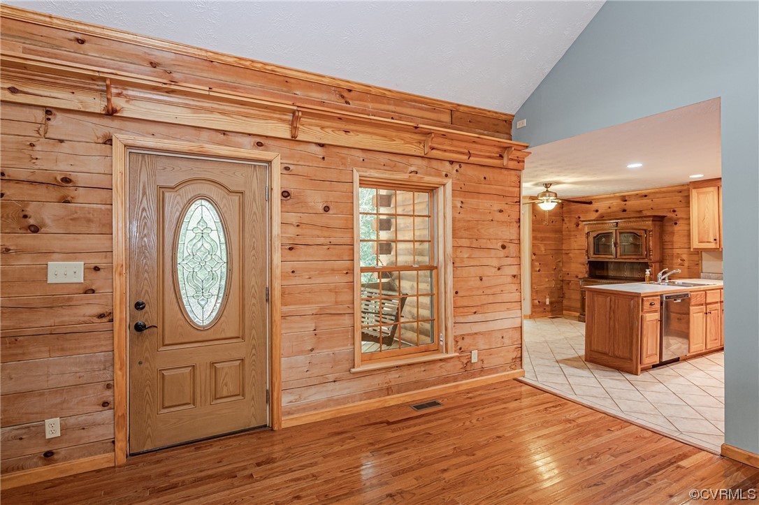 1786 Lightning Rdg Road Lanexa, VA 23089 - Photo 3 of 39 Gallery Image 3
