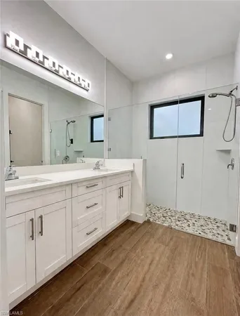 $3,200 | 3724 2nd Avenue Northeast, Naples, FL 34120
