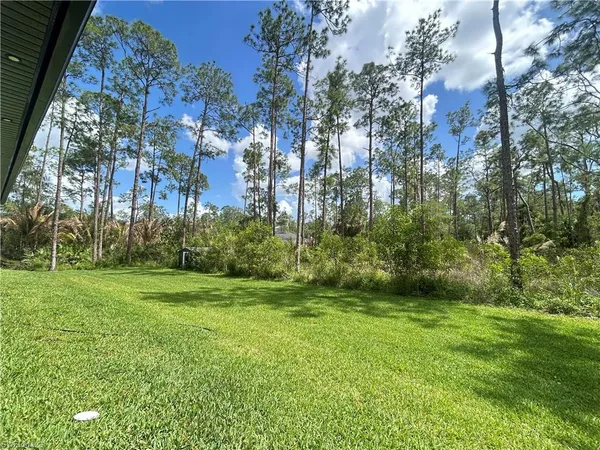 $3,200 | 3724 2nd Avenue Northeast, Naples, FL 34120
