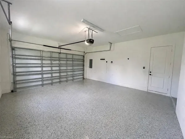 $3,200 | 3724 2nd Avenue Northeast, Naples, FL 34120
