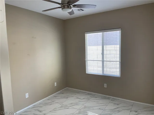 $2,000 | 5124 Amethyst Creek Court, Las Vegas, NV 89131