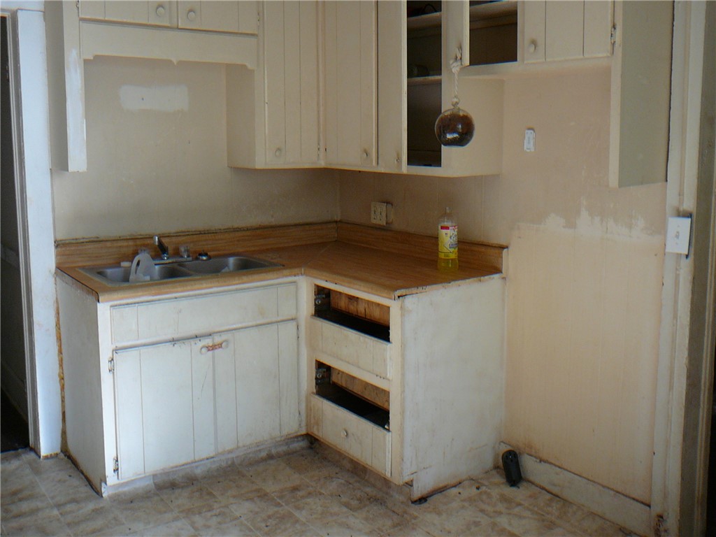 11 Curtis Street Anderson, SC 29624 - Photo 4 of 8