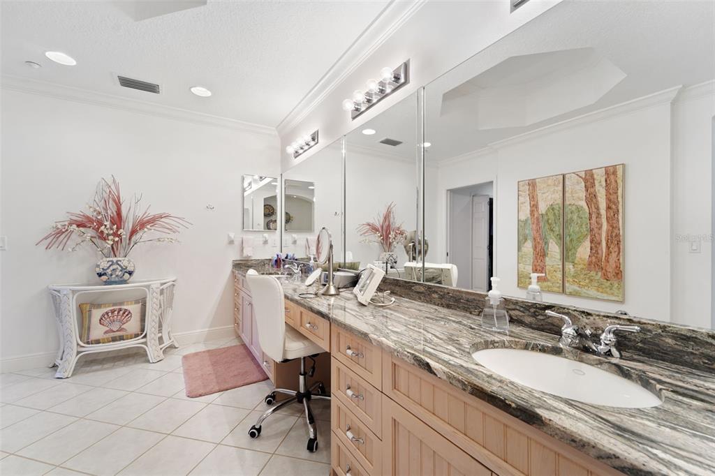17735 Gulf Boulevard, Unit 702 Redington Shores, FL 33708 - Photo 24 of 60