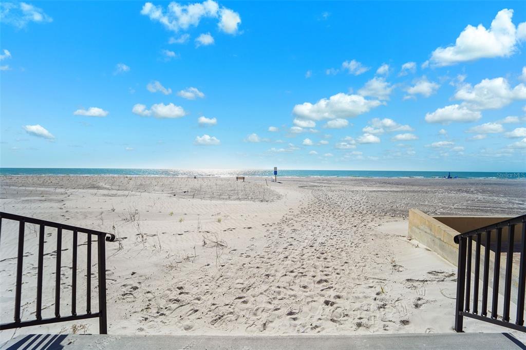 17735 Gulf Boulevard, Unit 702 Redington Shores, FL 33708 - Photo 45 of 60