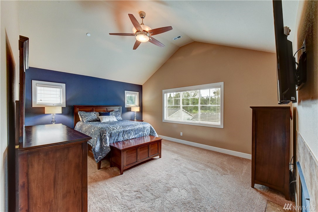 20040 94th Drive Northeast Bothell, WA 98011 - Photo 11 of 27 Gallery Image 11