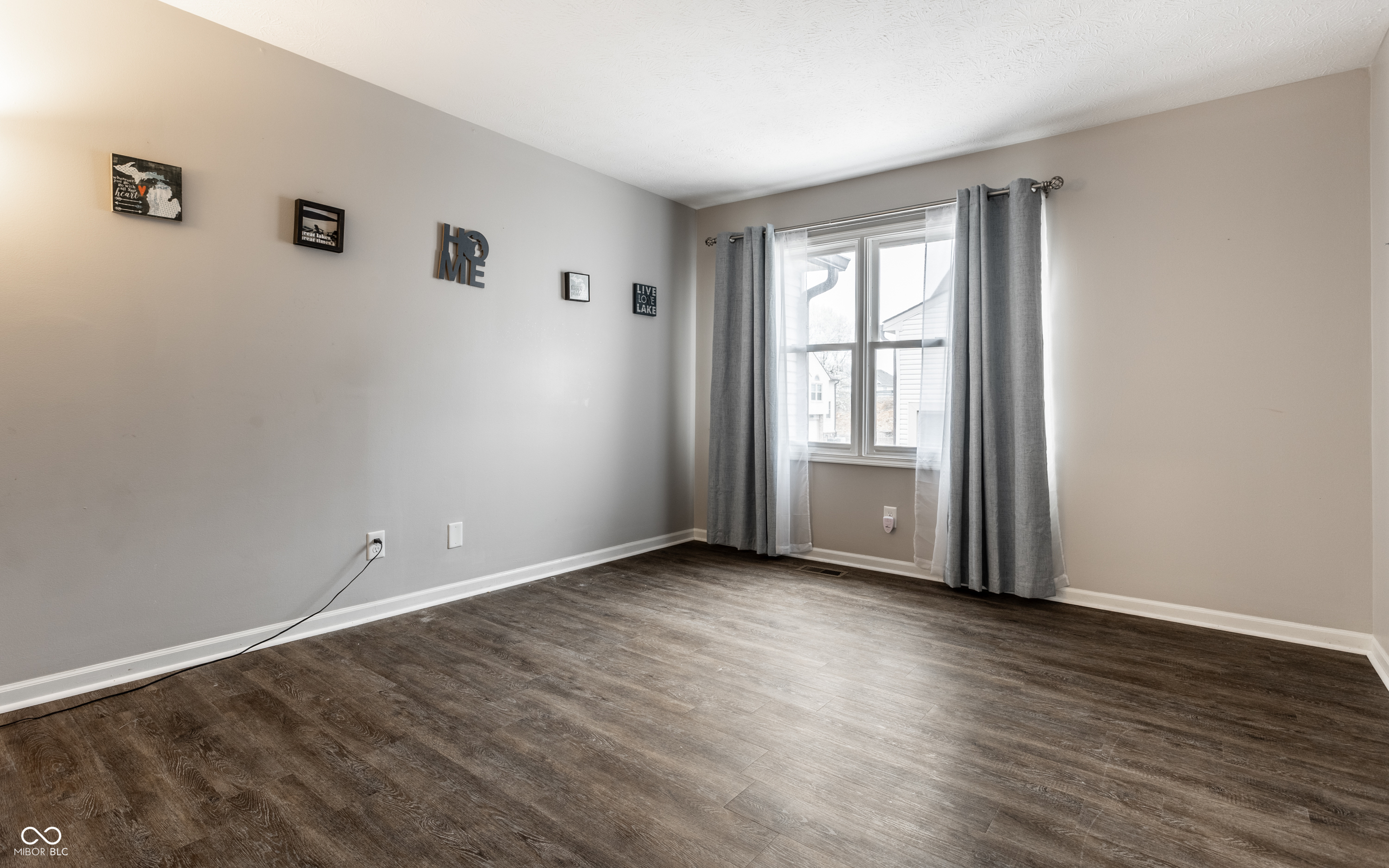 9449 Maple Way Indianapolis, IN 46268 - Photo 13 of 14