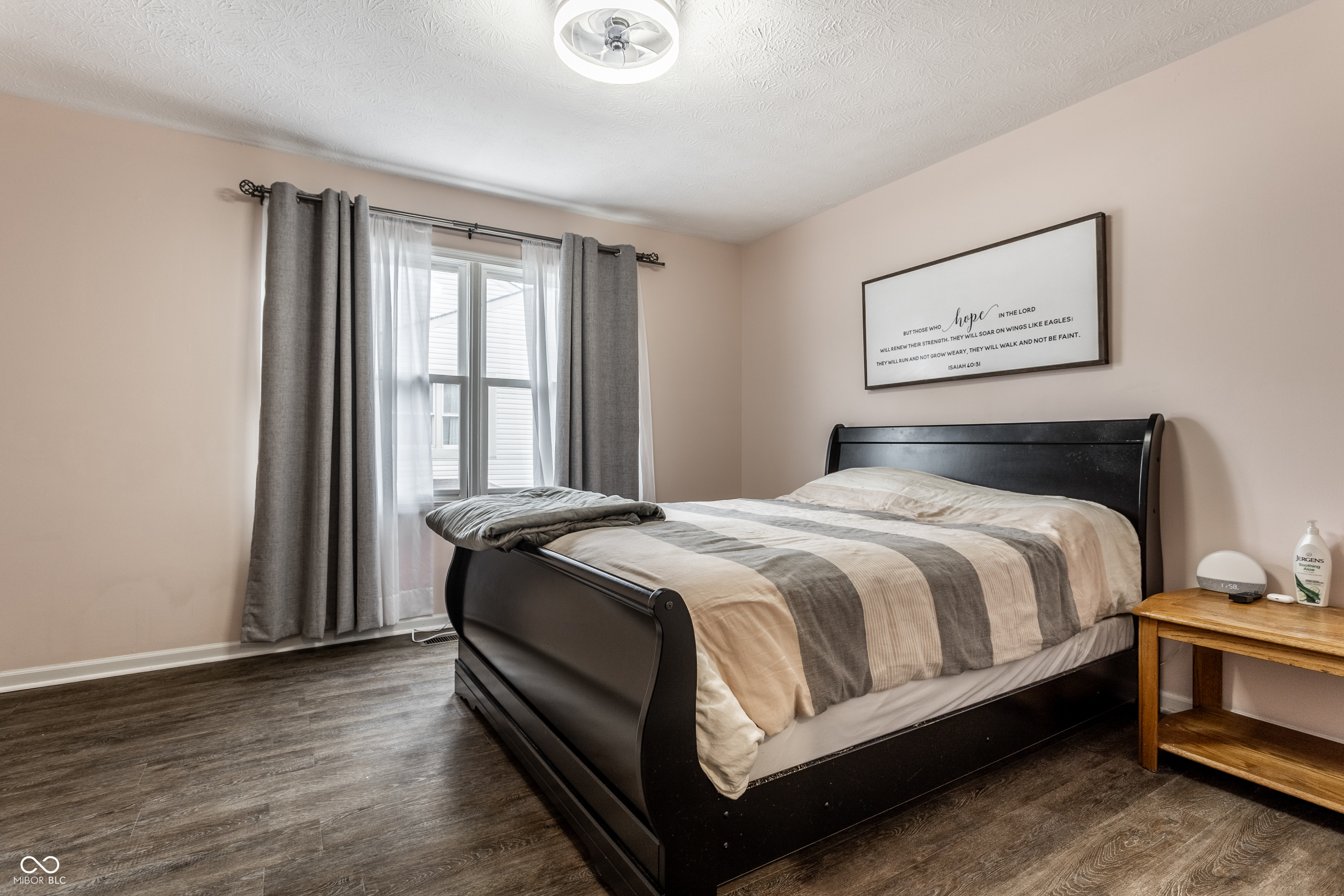 9449 Maple Way Indianapolis, IN 46268 - Photo 8 of 14