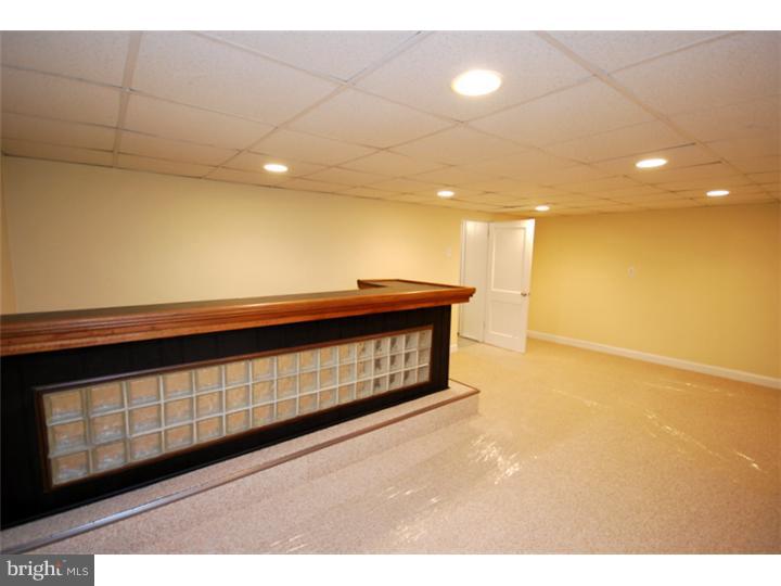 6024 Avonhoe Road Philadelphia, PA 19138 - Photo 16 of 18 Gallery Image 16