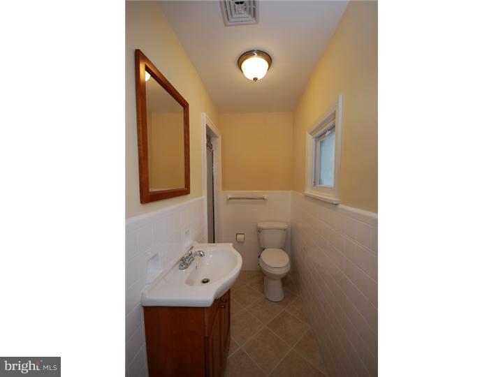 6024 Avonhoe Road Philadelphia, PA 19138 - Photo 10 of 18 Gallery Image 10