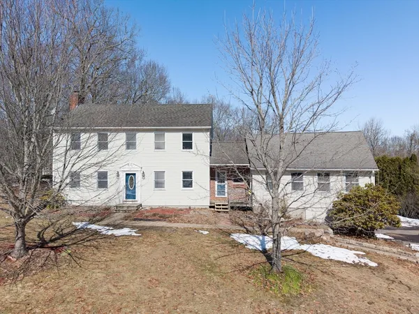 $499,900 | 29 Chestnut Drive, Belchertown, MA 01007