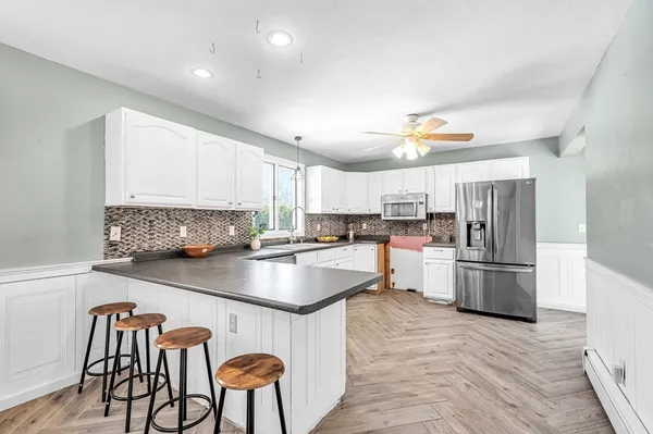 $499,900 | 29 Chestnut Drive, Belchertown, MA 01007