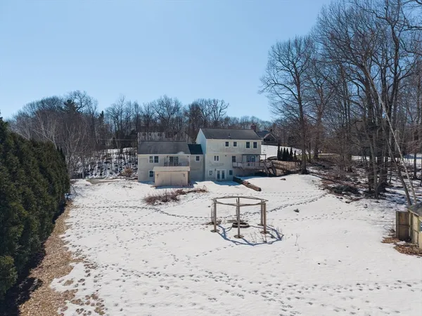 $499,900 | 29 Chestnut Drive, Belchertown, MA 01007