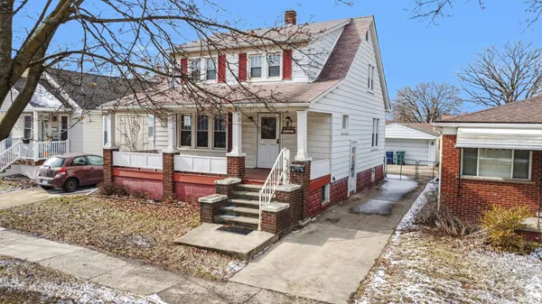 $100,000 | 1562 Lafayette Boulevard, Lincoln Park, MI 48146