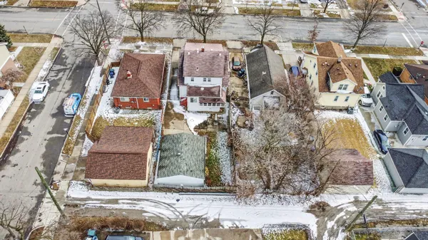 $100,000 | 1562 Lafayette Boulevard, Lincoln Park, MI 48146