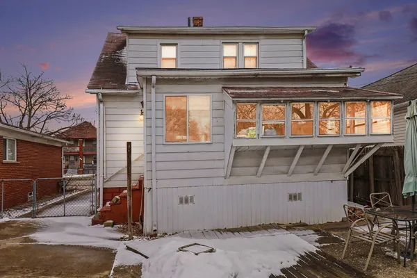 $100,000 | 1562 Lafayette Boulevard, Lincoln Park, MI 48146