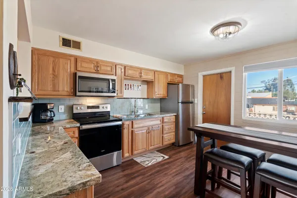 $109,000 | 1908 West Berridge Lane, Unit 11, Phoenix, AZ 85015
