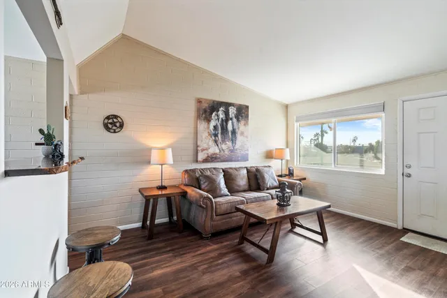 $119,000 | 1908 West Berridge Lane, Unit 11, Phoenix, AZ 85015