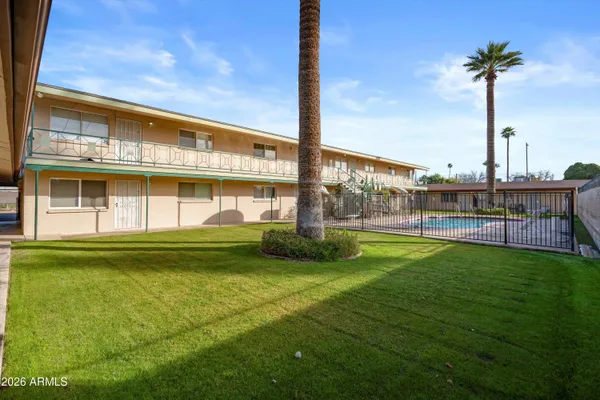$109,000 | 1908 West Berridge Lane, Unit 11, Phoenix, AZ 85015
