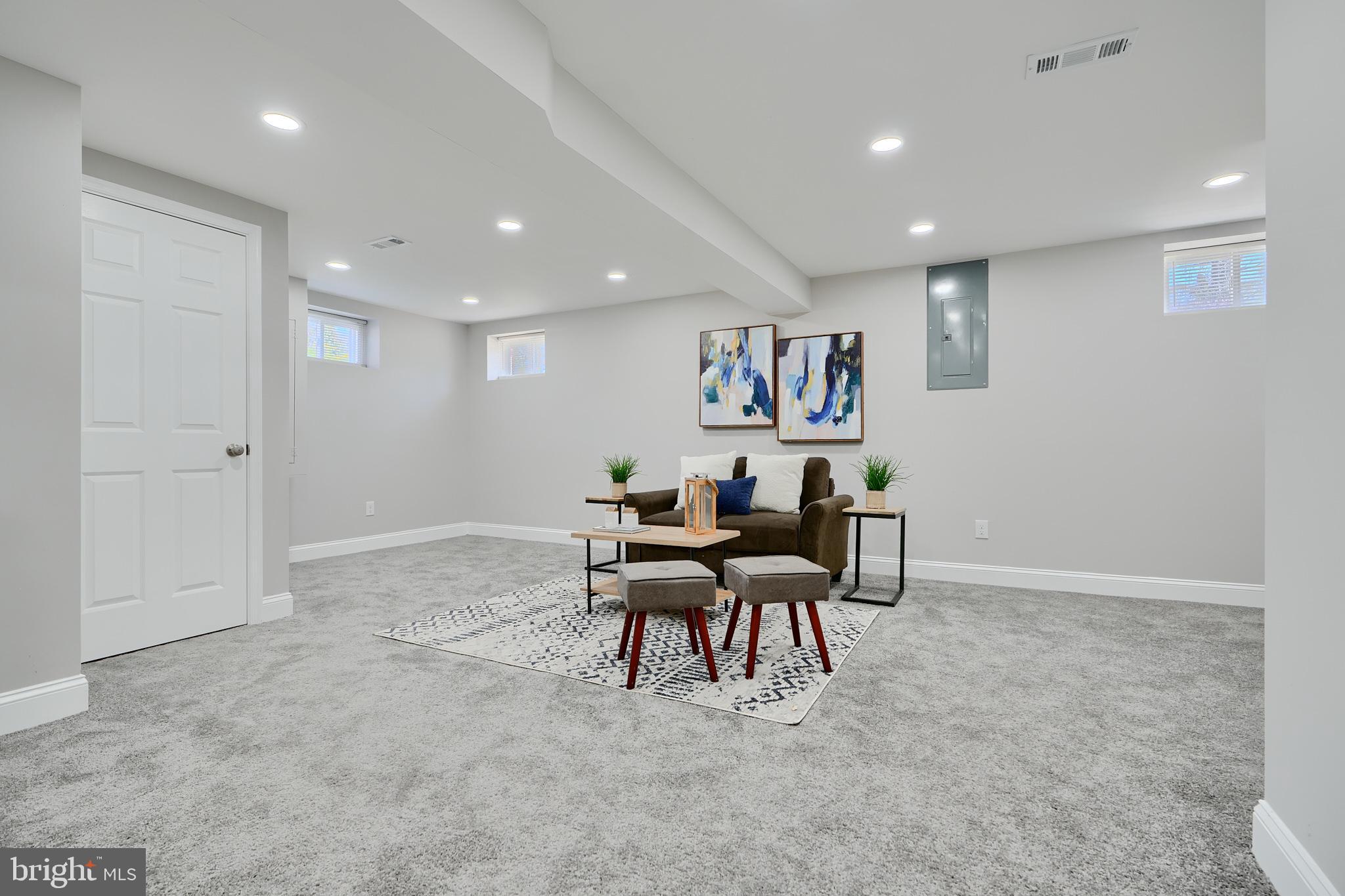 5805 Key Avenue Baltimore, MD 21215 - Photo 30 of 39 a view of a workspace with furniture