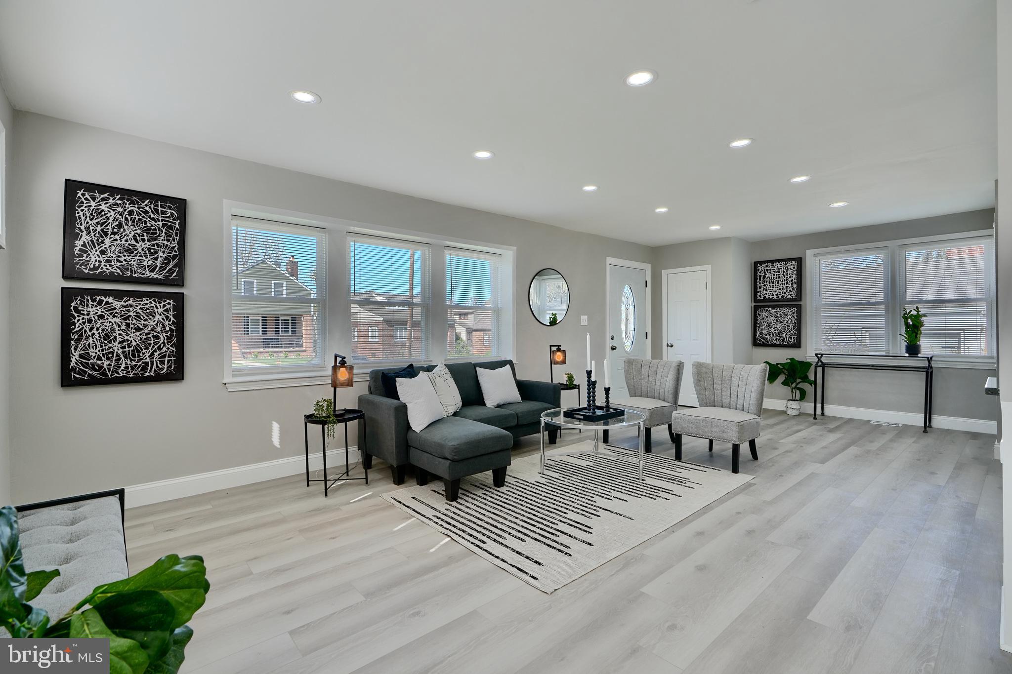 5805 Key Avenue Baltimore, MD 21215 - Photo 5 of 39 a living room with furniture