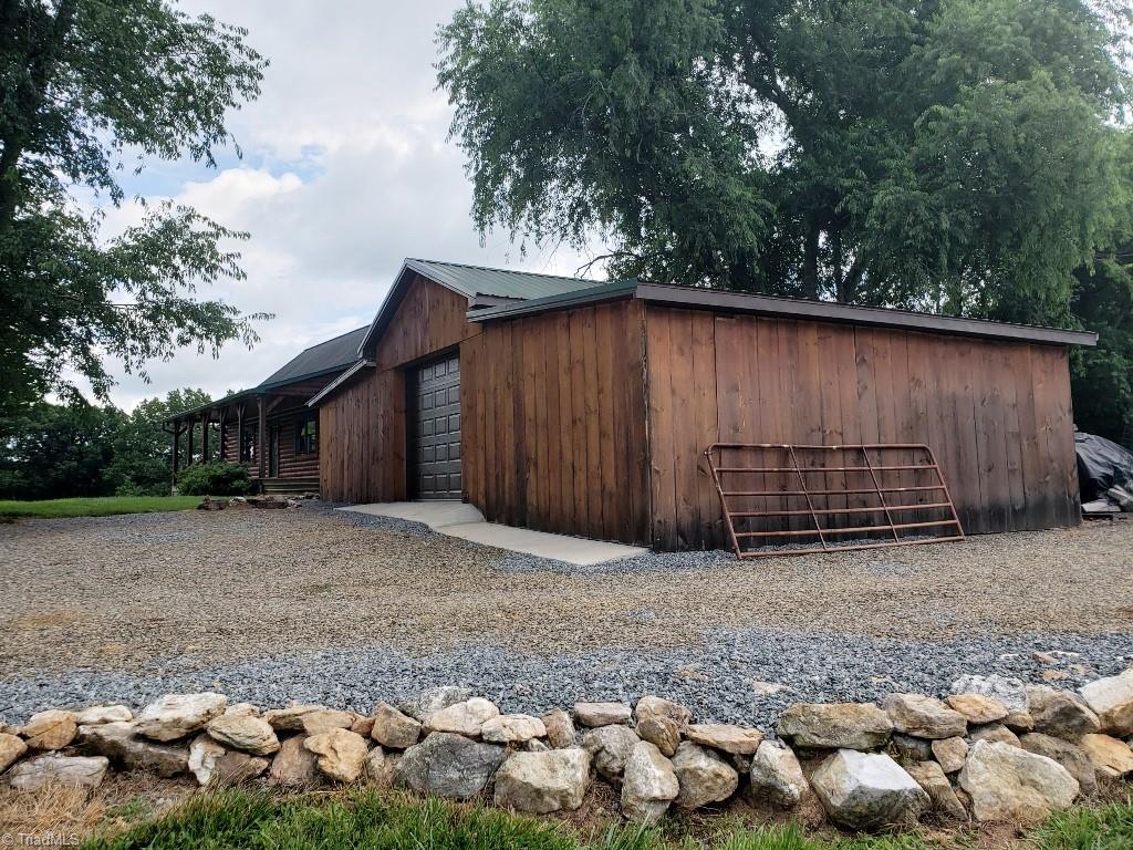 512 Vass Mill Road Laurel Fork, VA 24352 - Photo 30 of 49 Workshop / Garage