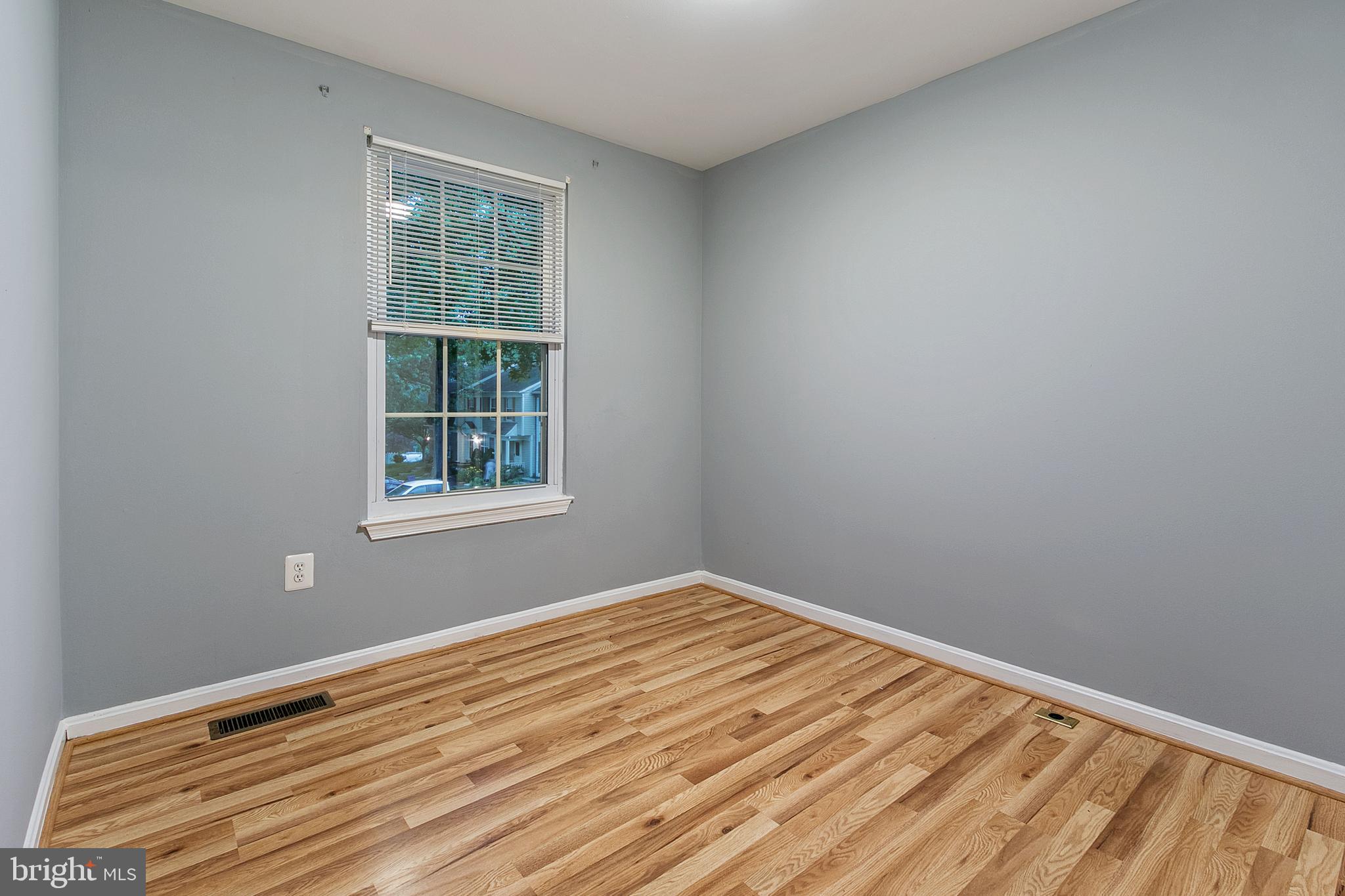 4 Habersham Court Silver Spring, MD 20906 - Photo 16 of 21 3rd bedroom upstairs